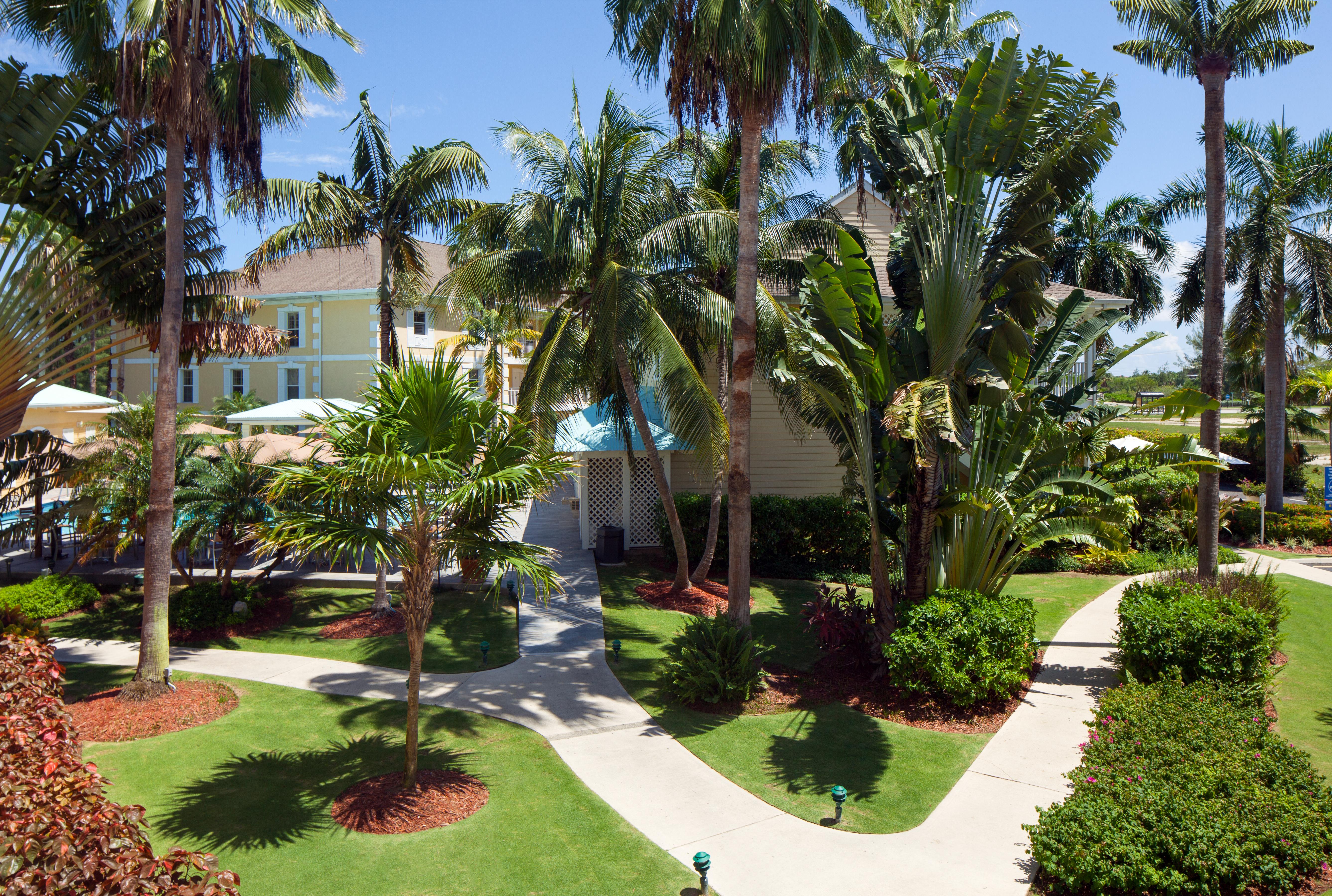 Sunshine Suites Resort West Bay Buitenkant foto