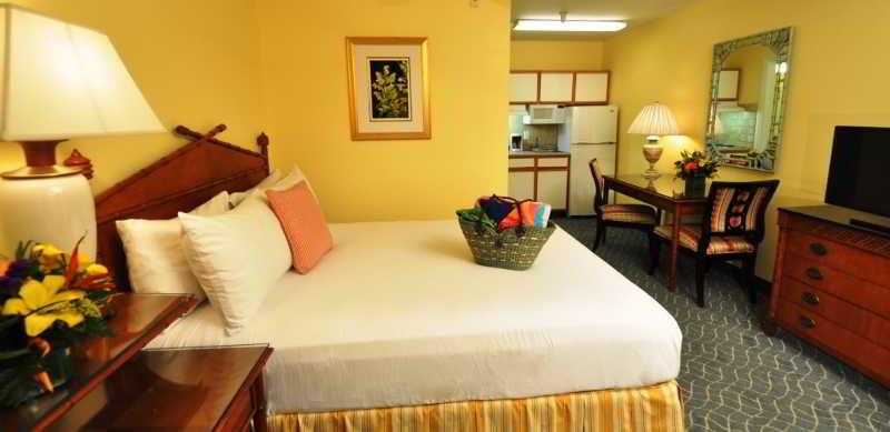 Sunshine Suites Resort West Bay Buitenkant foto