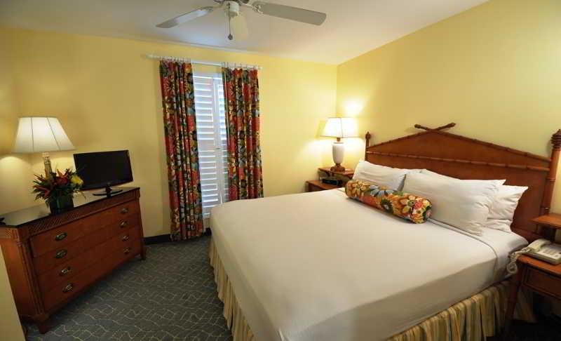 Sunshine Suites Resort West Bay Buitenkant foto